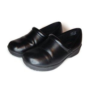 COPY - Pure Comfort Black Vegan Leather Clogs sz 11